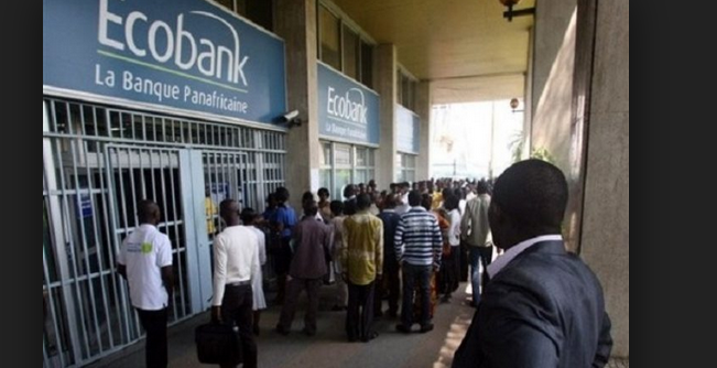 UCAD : Les étudiants portent plainte contre Ecobank
