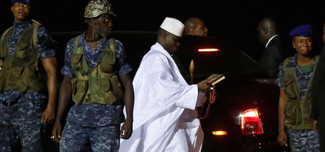 Gambie: Yahya Jammeh menacé par le ministre de la Justice
