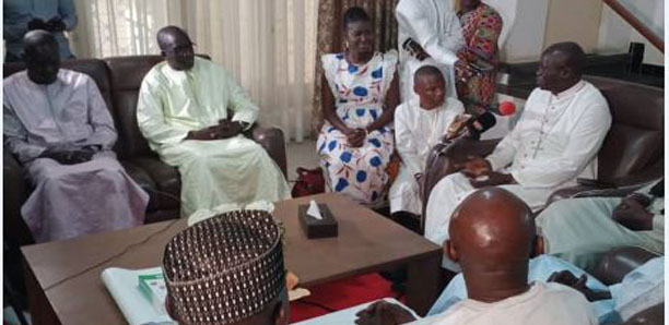 Coronavirus : L’Eglise demande de surseoir au baiser de paix et recommande la communion à la main