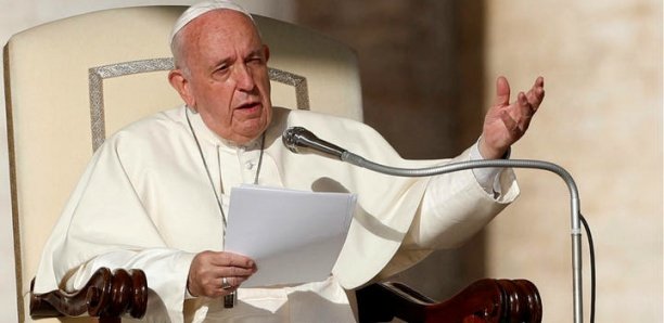Le pape dénonce la «guerre insensée» en Ukraine et appelle à «faire taire les armes»