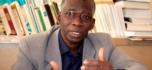 Modification de la loi 109-29 sur l’état d’urgence et l’état de siège : L’appel du Professeur Pape Demba Sy
