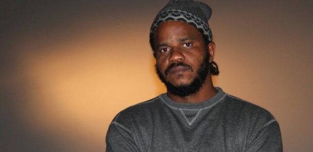 Couvre-feu : Thiate se fait découper dans les réseaux sociaux pour son “impertinence”