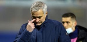 Tottenham : José Mourinho prend la porte
