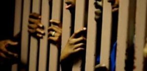 Hausse des cas de COVID-19 : De nouvelles mesures dans les prisons