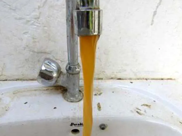 Parcelles assainies : des eaux de fosses septiques coulent des robinets