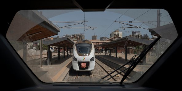 Sénégal : le TER, cadeau de Noël de Macky Sall