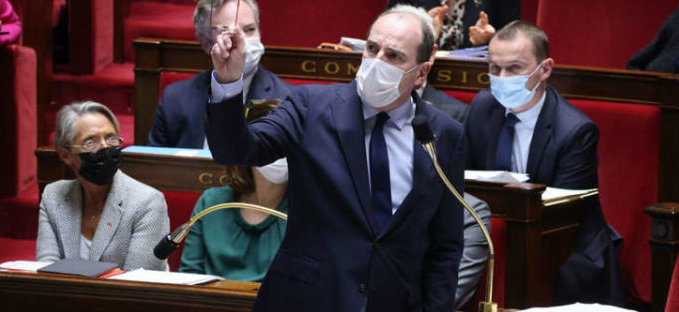 Retrait du Mali : la France ne tolèrera «aucun ultimatum», assure Castex