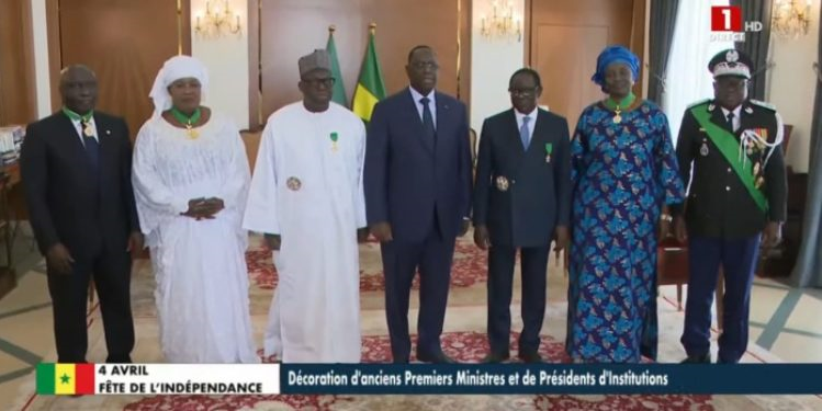 Palais : Moustapha Niass, Pape Diop, Idrissa Seck, Aminata M. Ndiaye et Aminata Touré honorés