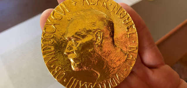 Le prix Nobel de la paix 2022 remis à Ales Bialiatski et deux ONG