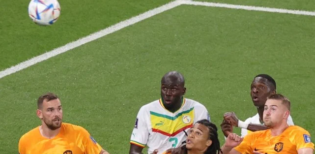 CdM : Sénégal 0-2 Pays-Bas