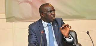 Le Sénégal a su tirer profit du dynamisme des transferts des migrants, selon ministre Moustapha Bâ