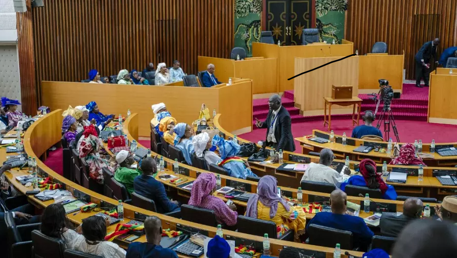 Motion de censure : Mamadou Lamine Thiam s’explique sur l’abstention de son groupe