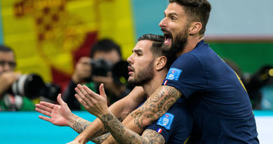 CdM : Les Bleus brisent le rêve marocain et s’offrent une nouvelle finale