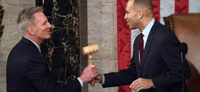 États-Unis: Kevin McCarthy élu président de la Chambre des représentants après un blocage sans précédent