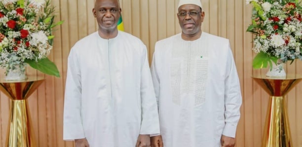 Appels à la démission: au-delà de Mansour Faye, c’est Macky Sall qui est visé (Par Bara ndiaye, Apr)