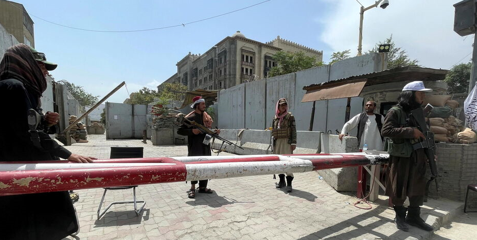 Les ex-espions afghans alliés de la DGSE ont-ils été abandonnés par la France?