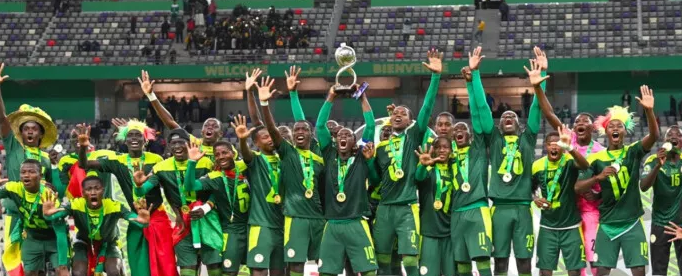 Sacre à la CAN U17 : Macky Sall octroie 10 millions de FCFA à chaque joueur et membre de l’encadrement