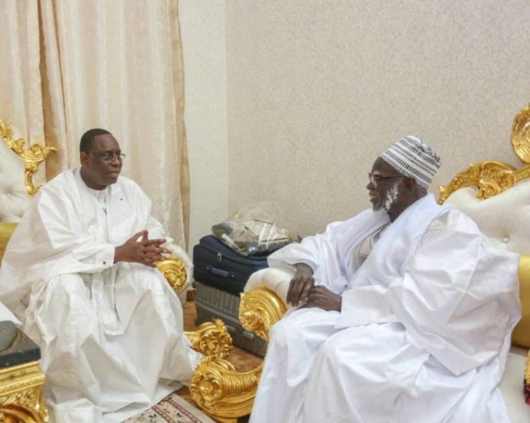 Report de la Présidentielle : Macky Sall a aussi consulté Serigne Mountakha Mbacké