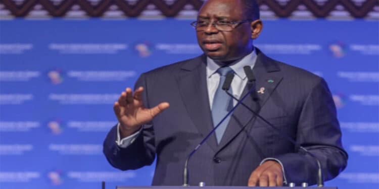 Transplantation rénale au Sénégal : Macky Sall salue la performance réalisée par l’hôpital militaire de Ouakam