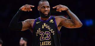 Basket: LeBron James devient le premier joueur à marquer 40 000 points en NBA