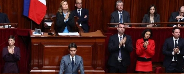 La France inscrit le droit à l’avortement dans sa Constitution