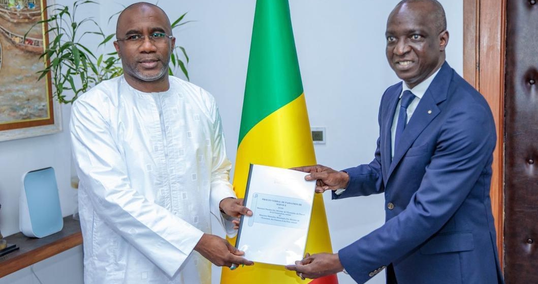 Un nom de l’honneur de Mamadou Moustapha Ba, mon binôme de l’avenue Carde