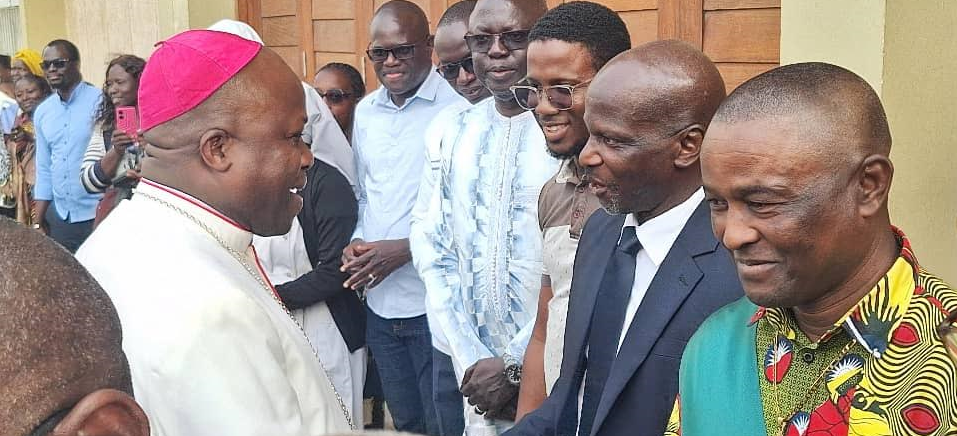 Visite de Mgr Jean-Baptiste Manga à Dakar : Les remerciements du comité ad hoc