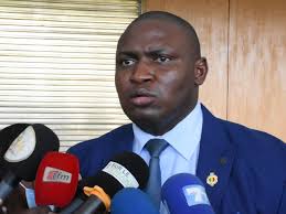 LONASE : ”Circulez y’a rien à voir”, selon Toussaint Manga