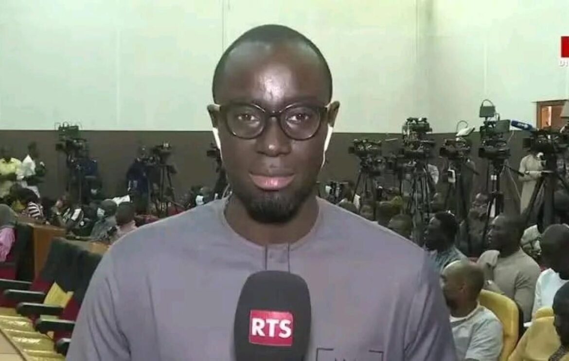 Homosexualité présumée : le journaliste Pape Biram Bigué Ndiaye relâché par la gendarmerie