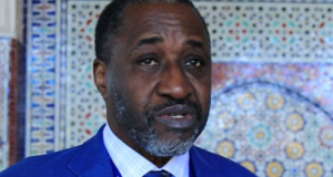 Dernière minute : Le journaliste Adama Gaye relaxé sur le dossier du décès de l’ancien ministre