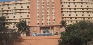 Covid-19 : Une dame « confinée » à l’hôtel Ngor Diarama crie son agacement