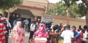 Mauritanie : Près de 4 000 Sénégalais bloqués dispersés devant l’ ambassade du Sénégal