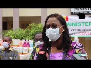 Inondations : Néné Fatoumata Tall invite les jeunes « s’engager au niveau des brigades de lutte… »