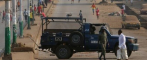 Présidentielle en Guinée: heurts à Conakry avant la fin du décompte officiel des voix