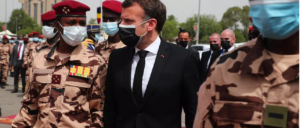 Tchad: Emmanuel Macron et les présidents du Sahel évoquent la transition civilo-militaire