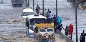 Fortes pluies à Dakar : Macky déclenche un plan Orsec