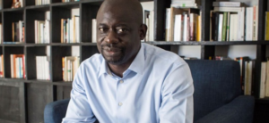 Jugement et blanc-seing « universitaires »